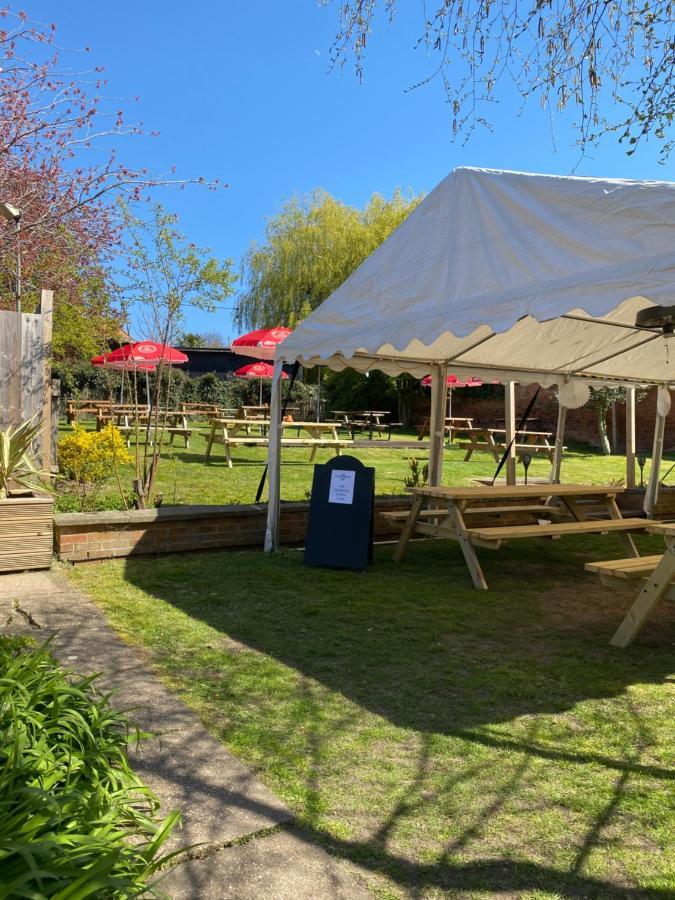The Old Ship Inn Lowdham Extérieur photo