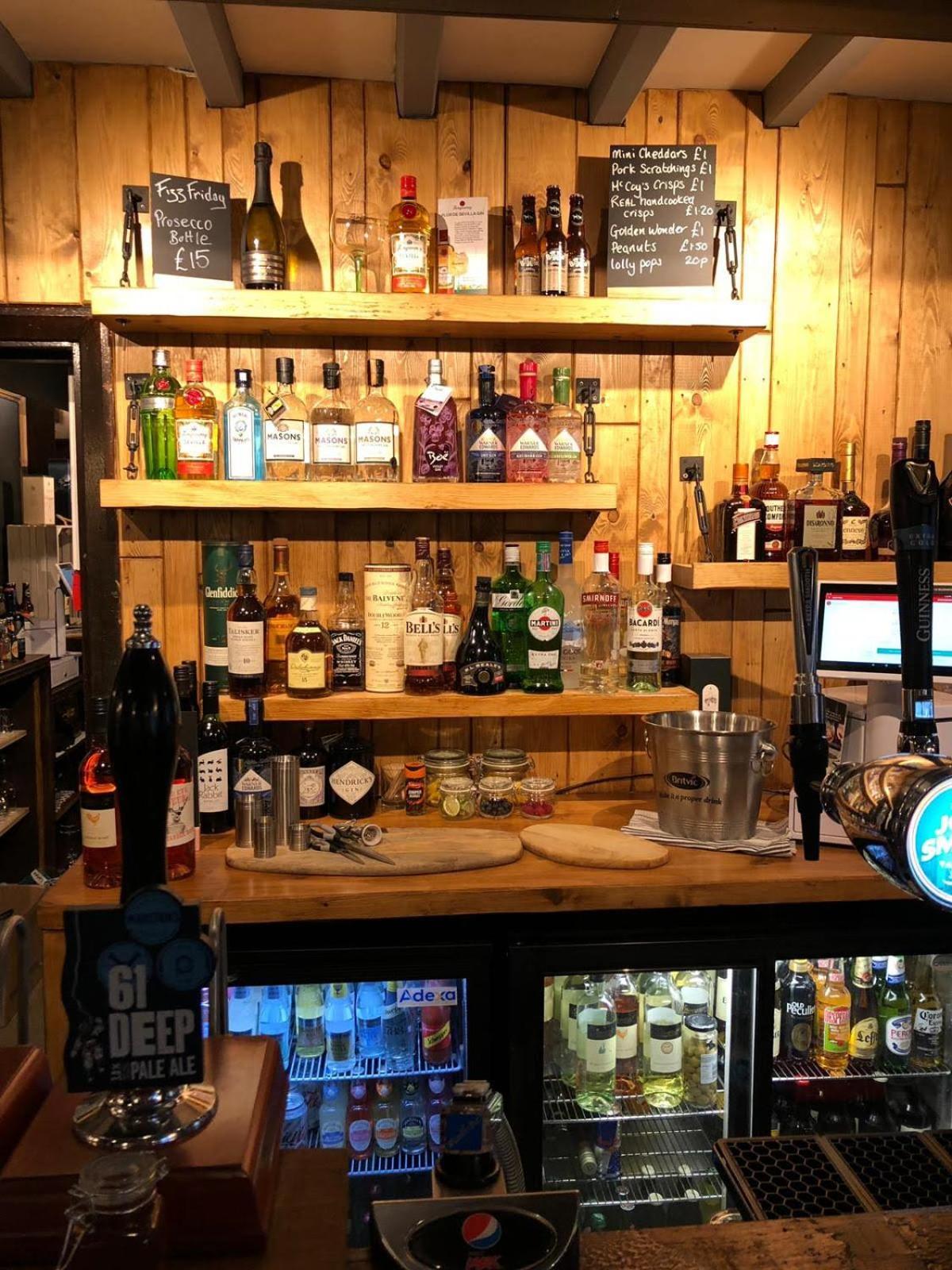 The Old Ship Inn Lowdham Extérieur photo