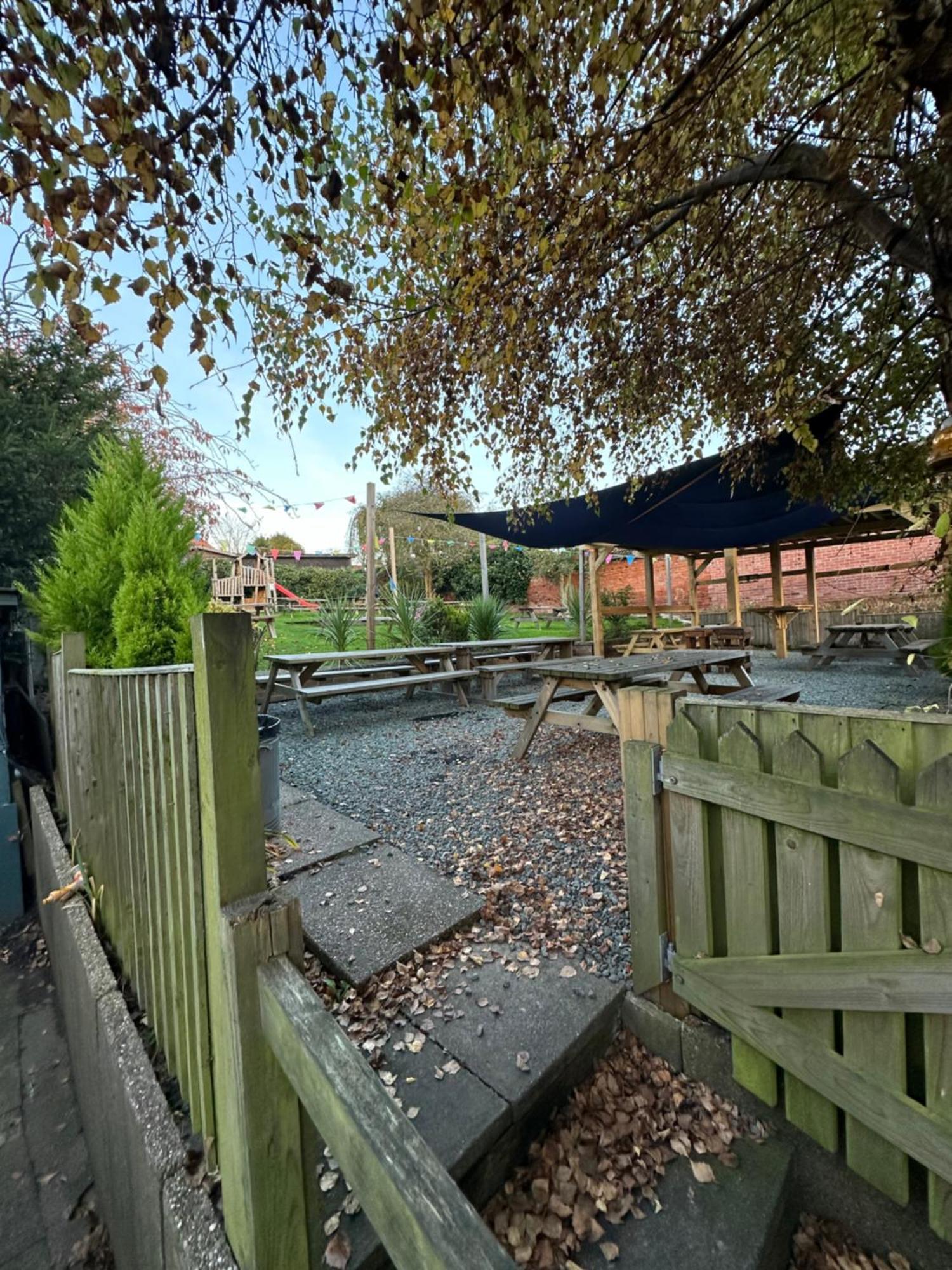 The Old Ship Inn Lowdham Extérieur photo