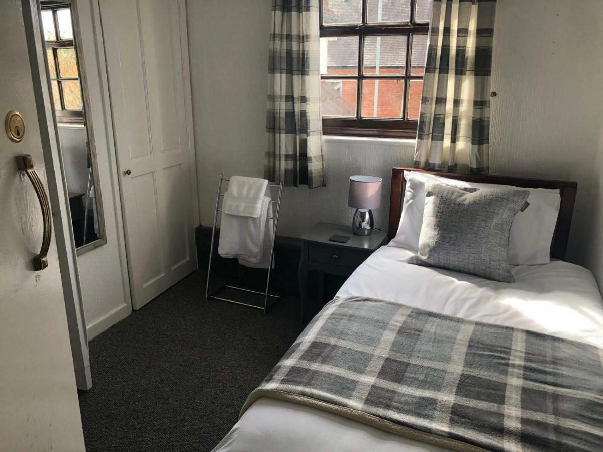 The Old Ship Inn Lowdham Extérieur photo